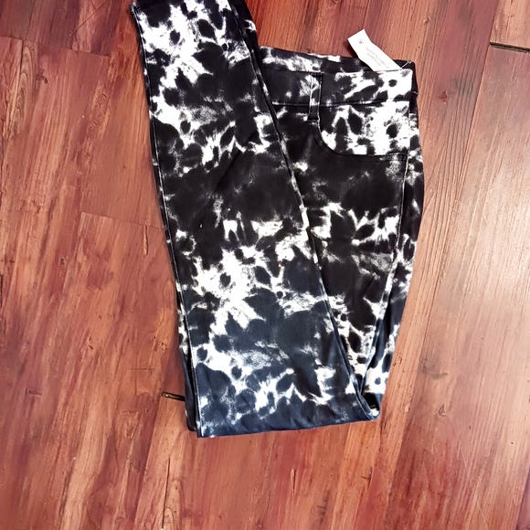 Pants - Tie Dye black and white pants
